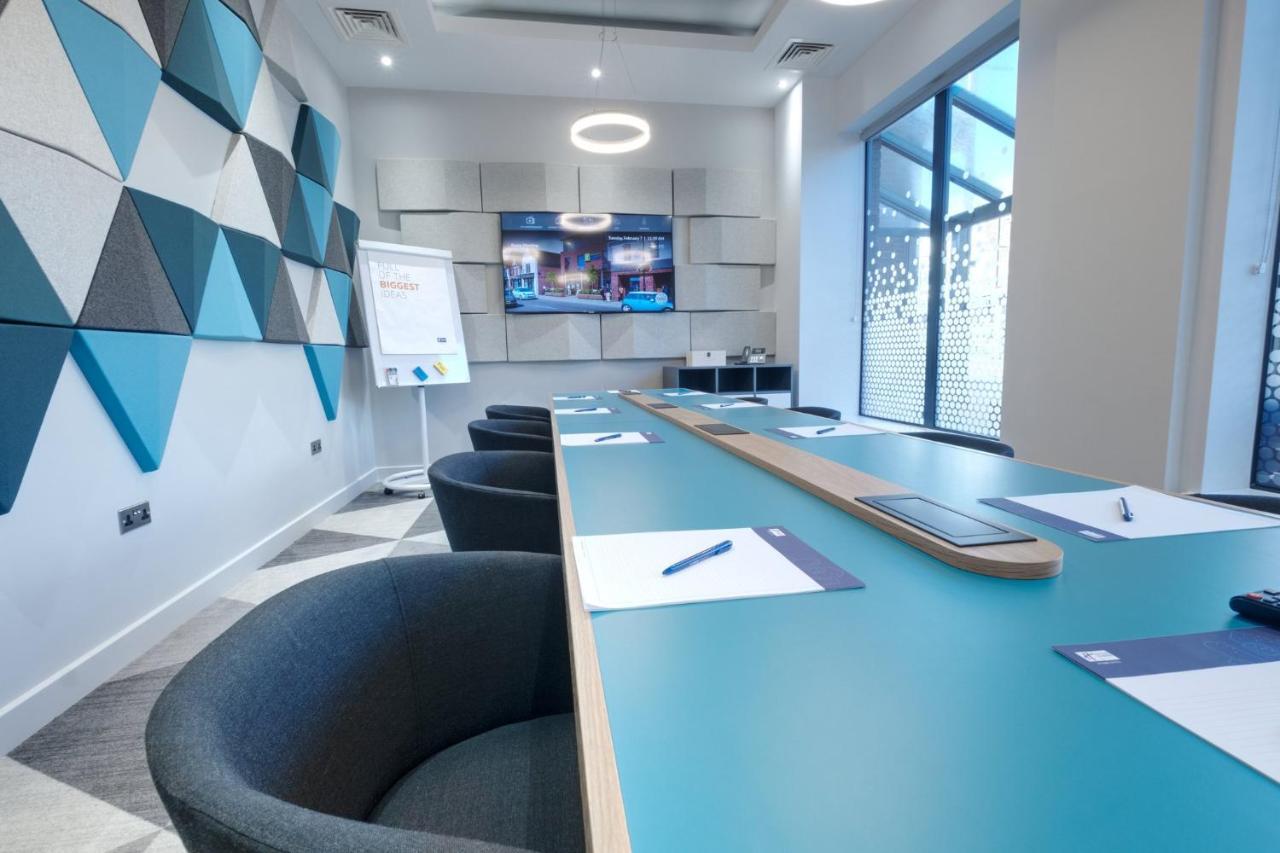 Holiday Inn Express - Fleet By Ihg Ngoại thất bức ảnh