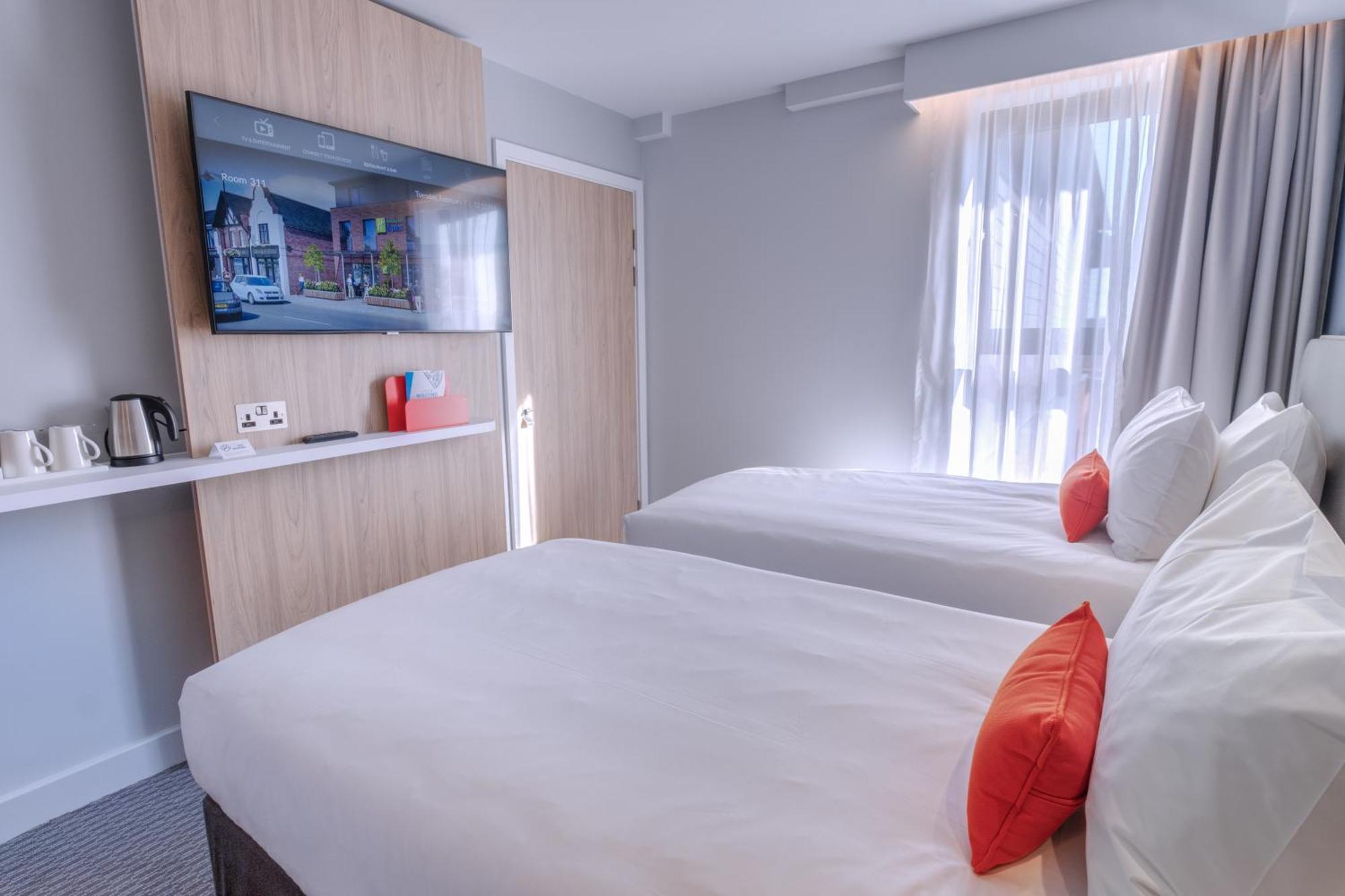 Holiday Inn Express - Fleet By Ihg Ngoại thất bức ảnh
