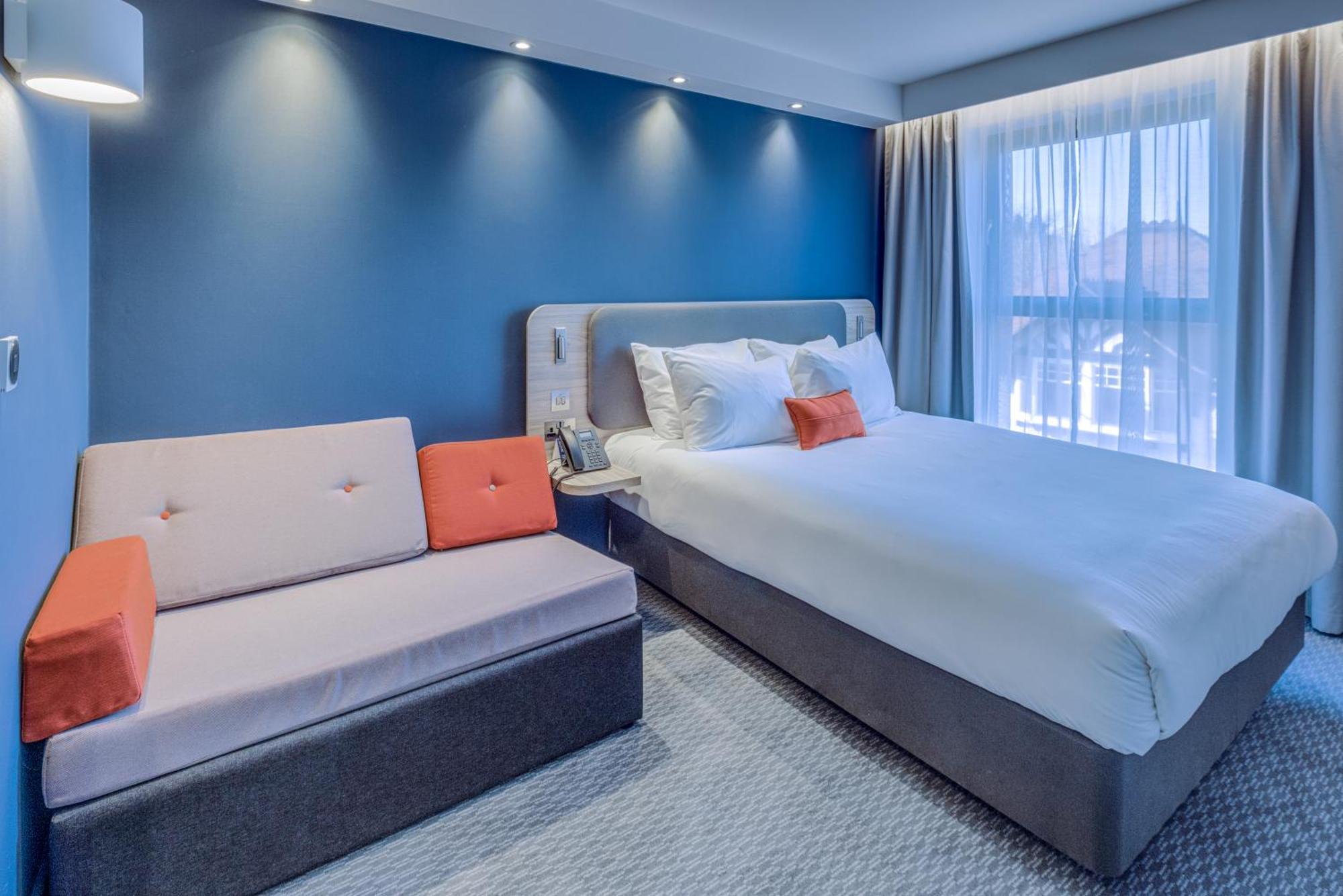 Holiday Inn Express - Fleet By Ihg Ngoại thất bức ảnh